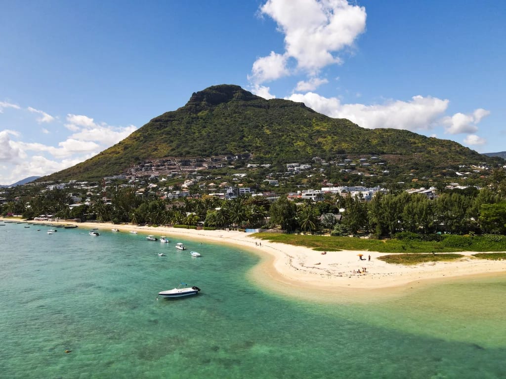 Is Flic en Flac a Public Beach in Mauritius Perfect for Your Trip?